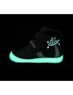 Bota Respetuosa de invierno DDSTEP W073-355AM en color GRIS con suela fluorescente - Imagen 3