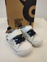 Deportiva respetuosa de primeros pasos Old Soles 0083RT Baby Mesh Blanca y azul