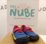 Deportiva Dispares modelo Maktub Superheroes piel