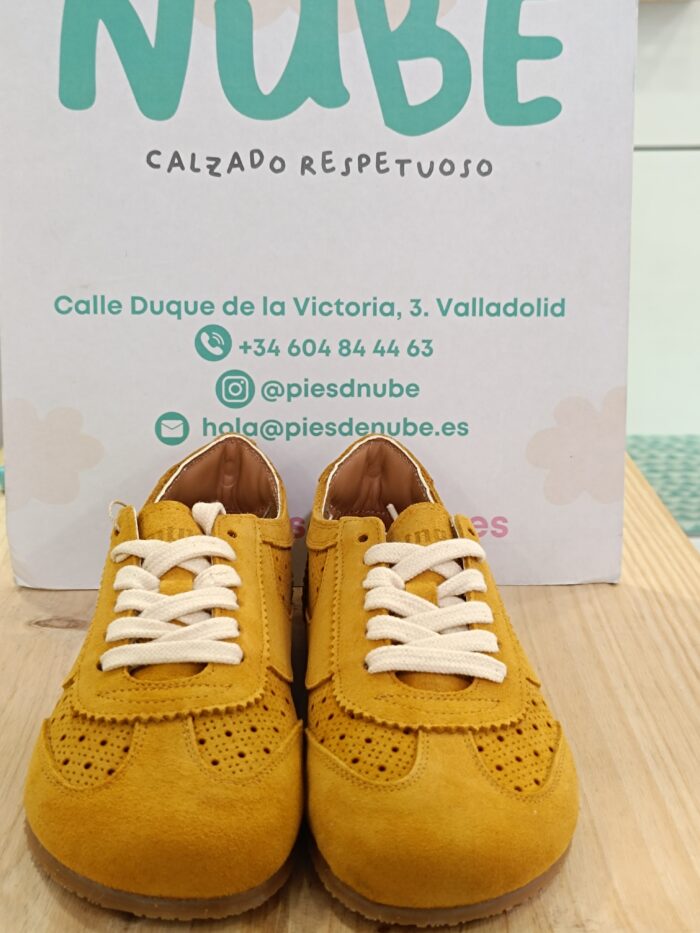 Zapatos Respetuosos Mustang Free Mia SERRAJE AFELPADO MOSTAZA Ref: 60018-C60238 - Imagen 2