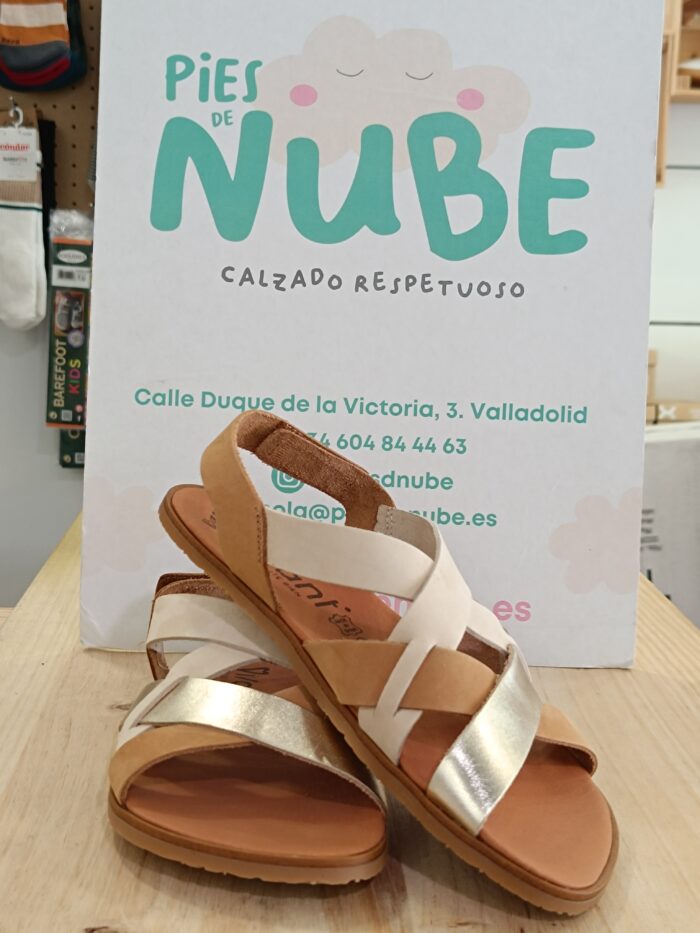 Sandalia Barefoot Vivant Brisa Hielo/Cuero/Platino - Imagen 2