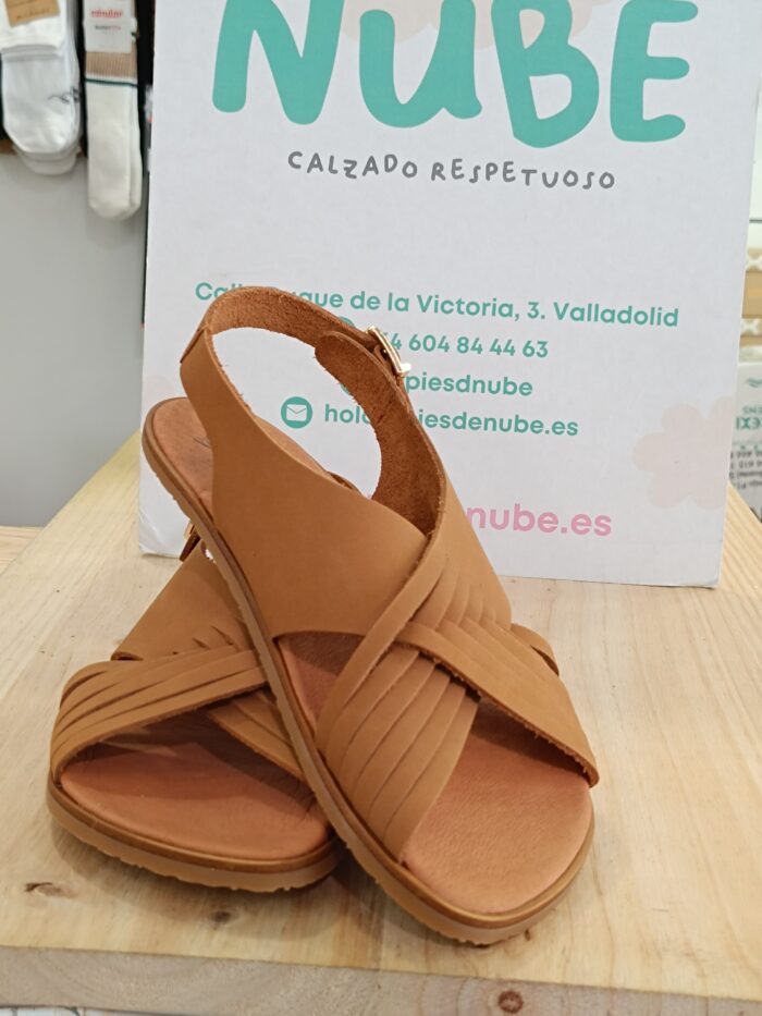 Sandalia Barefoot Vivant Dalia Cuero - Imagen 2