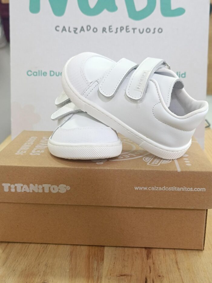 Deportivo barefoot piel lavableTitanitos L540 Ivan Blanco - Imagen 3