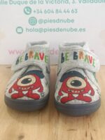 Zapatillas Casa Zapy Mostruo Gris