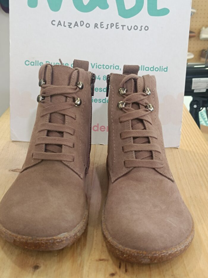 Botín Barefoot Mujer Serraje Topo 2763 – Vivant - Imagen 3