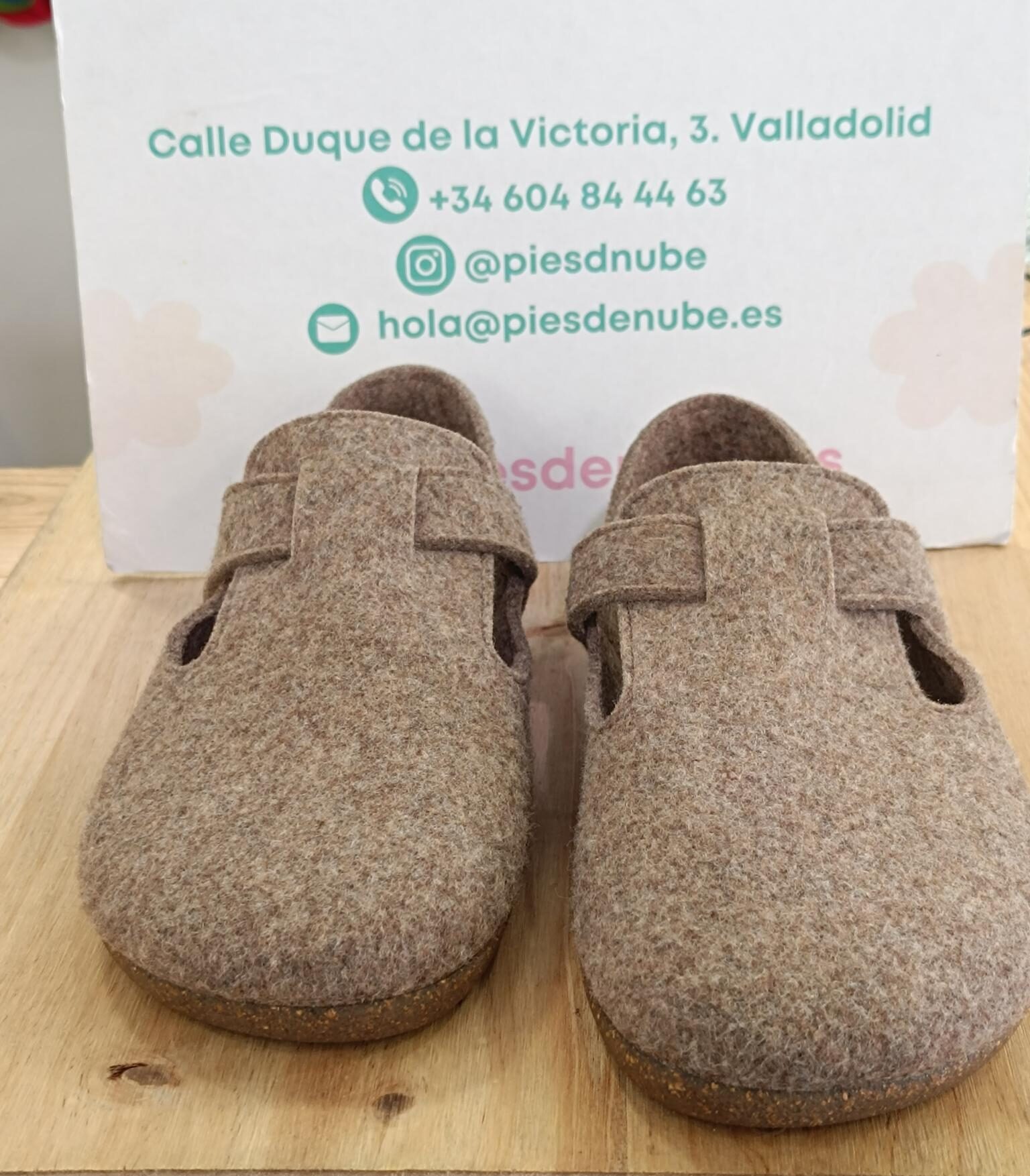 1000121424 Zapatillas Casa Fieltro Vivant Marrón - Imagen 1
